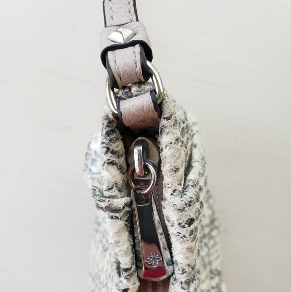 Simply Vera By Vera Wang Wristlet - Picture 7 of 7